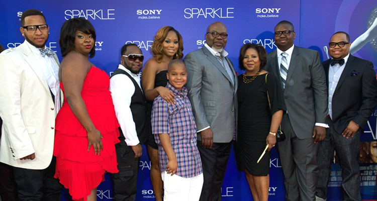 TD Jakes' family